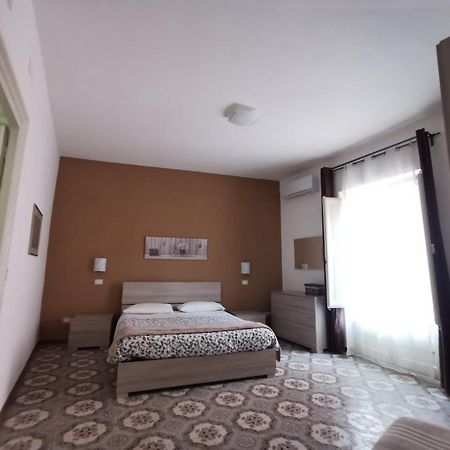 Una Scala Dal Centro Agrigento Exterior foto