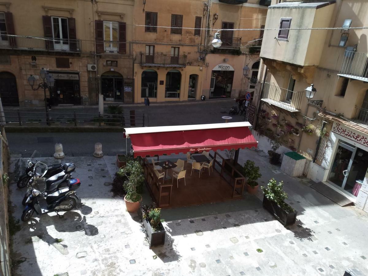 Una Scala Dal Centro Agrigento Exterior foto